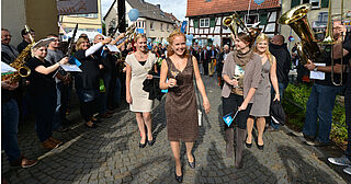 Windesheim, die Heimatgemeinde empfängt die 65. Deutsche Weinkönigin 09