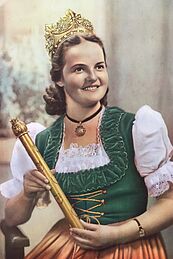 4. Deutsche Weinkönigin
